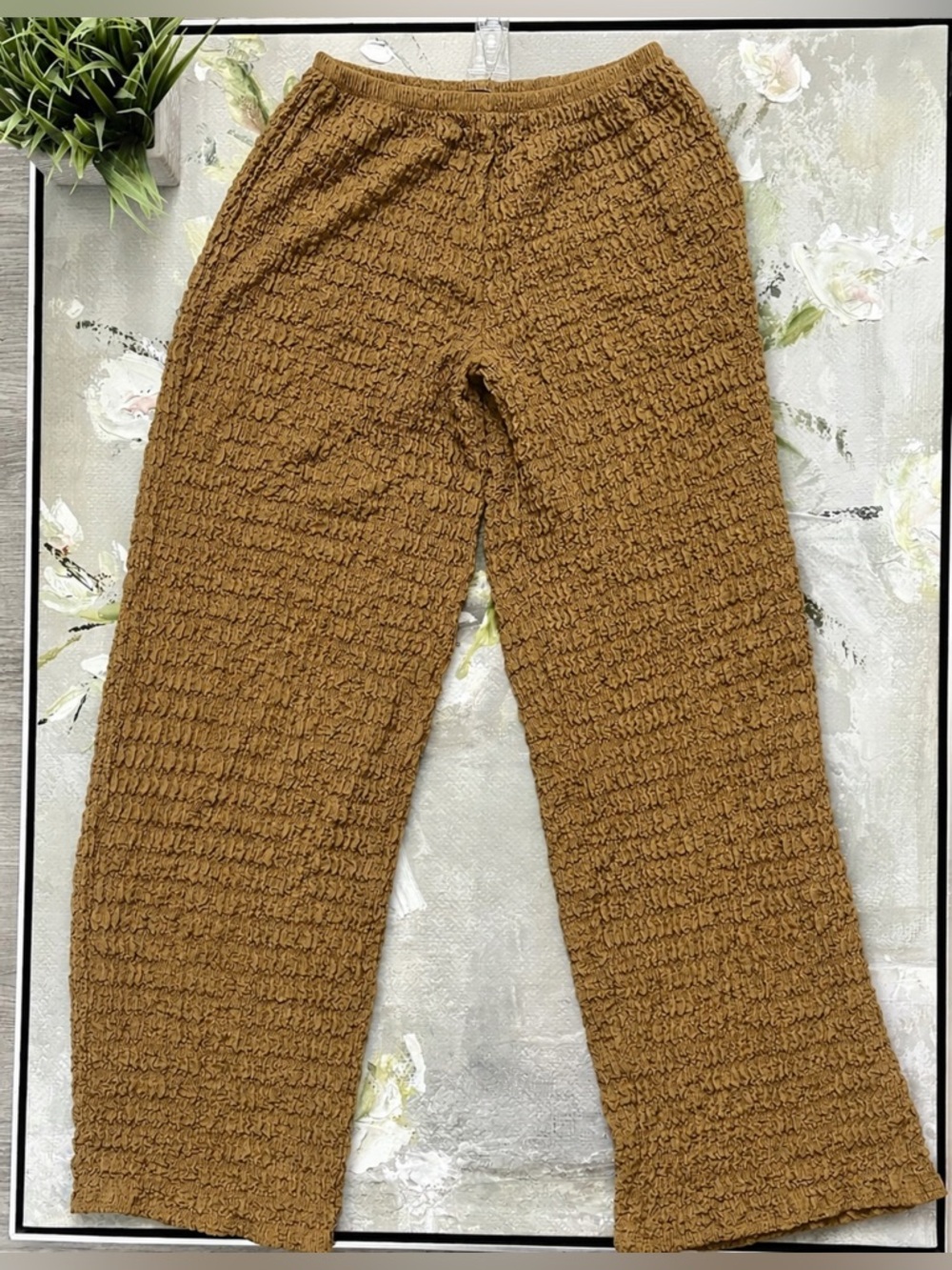Zara Textured Olive Set - Picture 2 of 2
